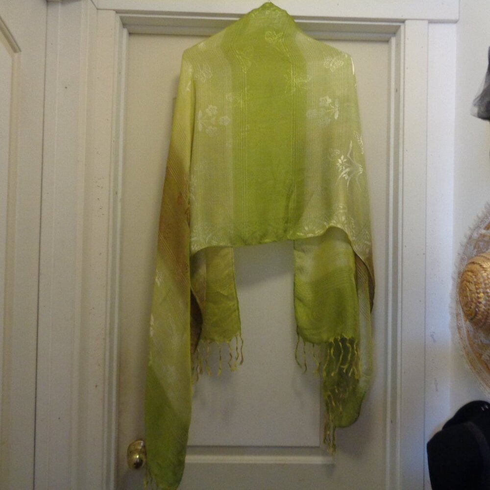 AVOCADO TROPICAL PARADISE GIRL Large Fringed Scarf Or Shawl